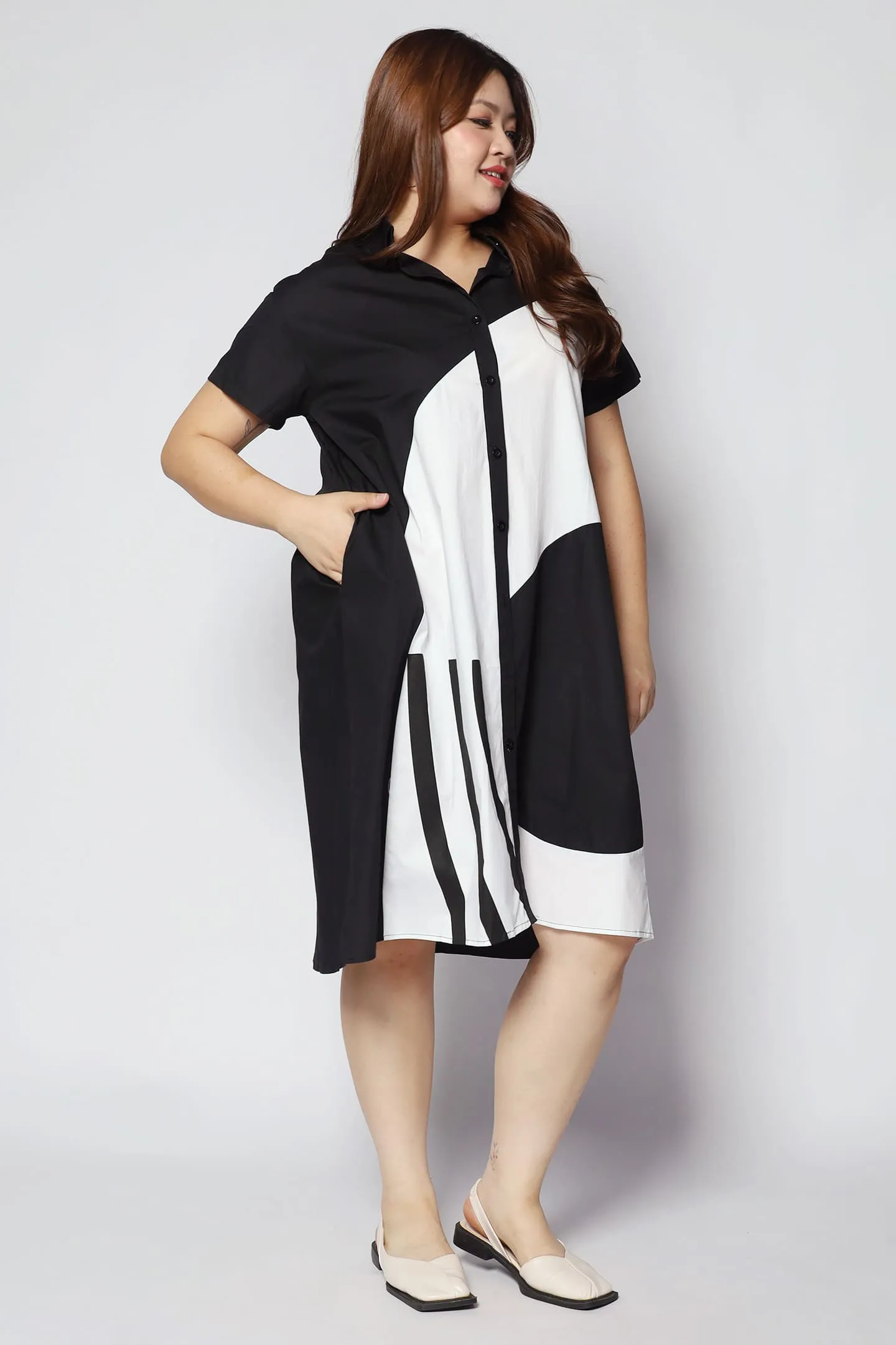 Cody Dress in Black/White