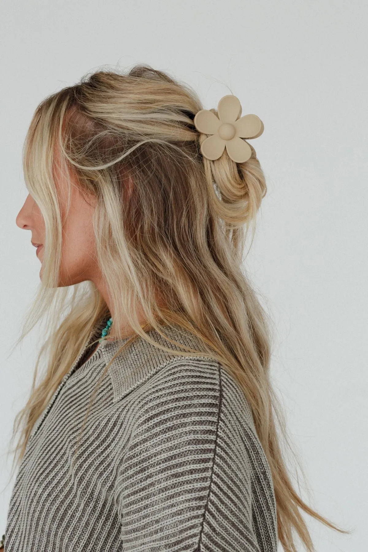 Flower Power Hair Clip - Mocha