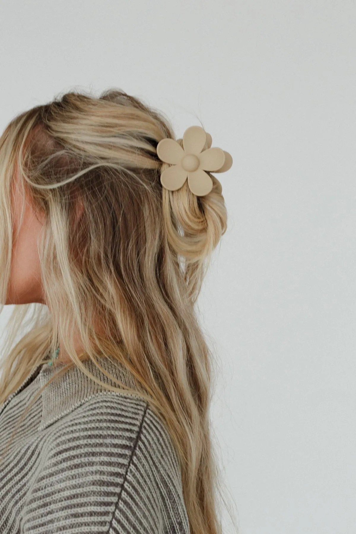 Flower Power Hair Clip - Mocha