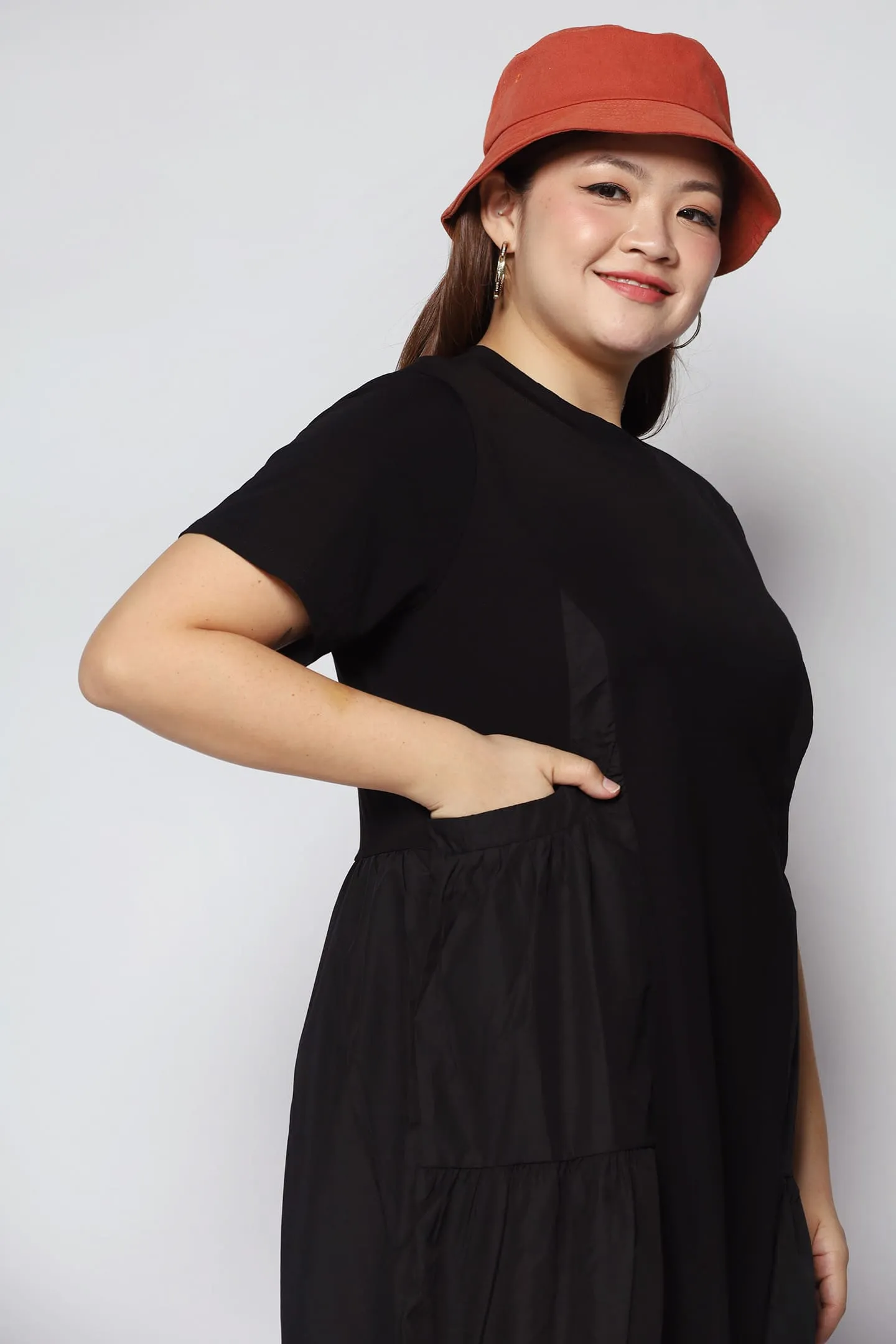 Muroi Dress in Black