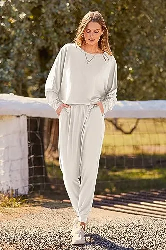 PRETTYGARDEN Women's 2023 Fall Fashion Outfits 2 Piece Sweatsuit Solid Color Long Sleeve Pullover Long Pants (Grey Blue,X-Large)