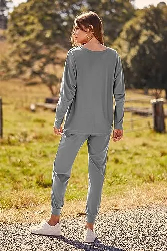 PRETTYGARDEN Women's 2023 Fall Fashion Outfits 2 Piece Sweatsuit Solid Color Long Sleeve Pullover Long Pants (Grey Blue,X-Large)