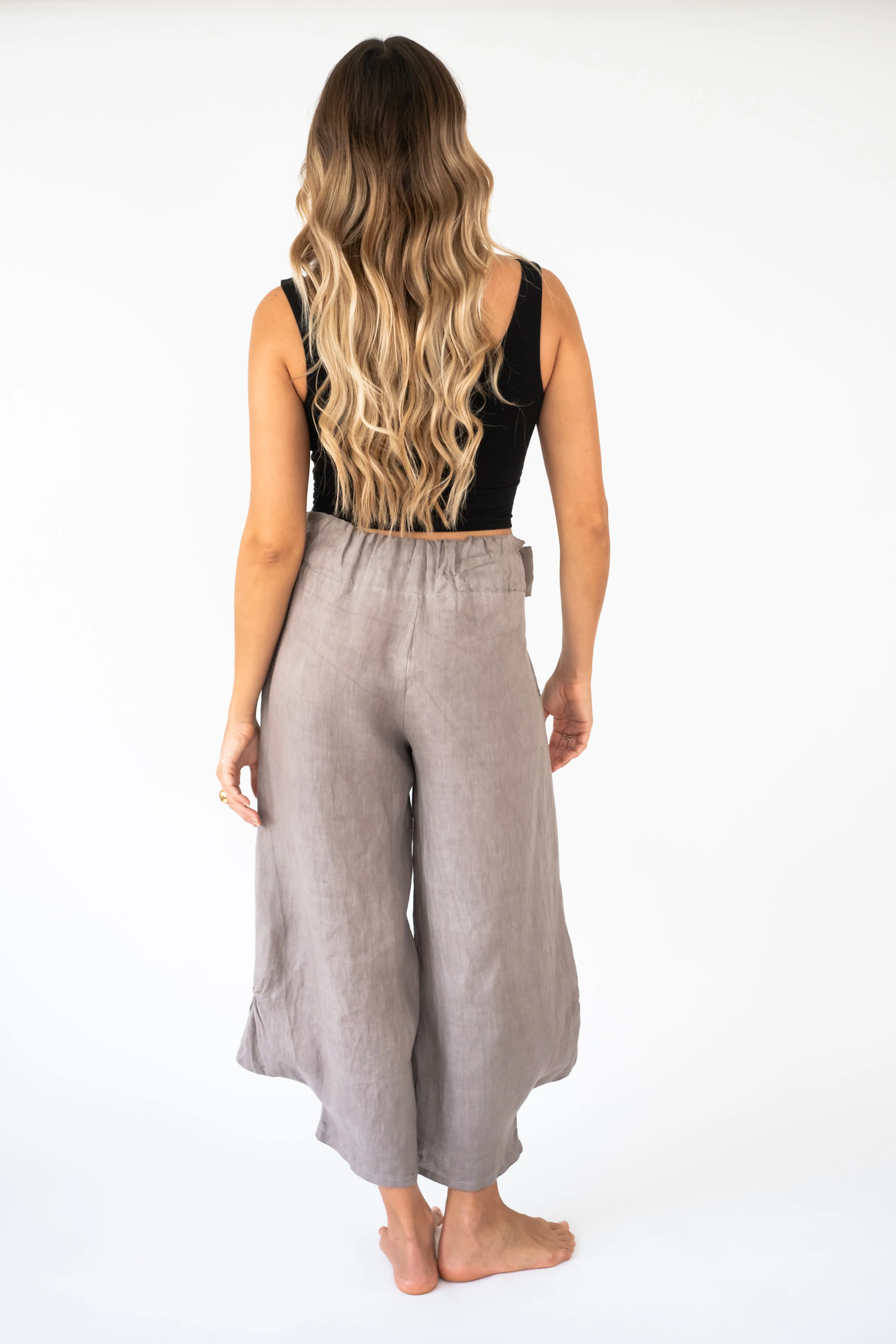 The KIPAHULU Linen Harem Pants