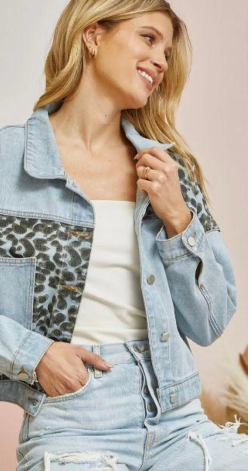 Tops-Cropped Denim Animal Print Detail Jacket